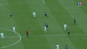 法国1-0领先巴西!登贝莱直塞,姆巴佩单刀挑射破门
