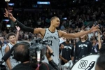 韦德:我就喜欢文班说“我要拿MVP” 现在大家互相都太客套了