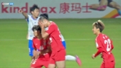 😱全是逆天操作!中冠球员连续低级失误送点,对手点球抡飞!